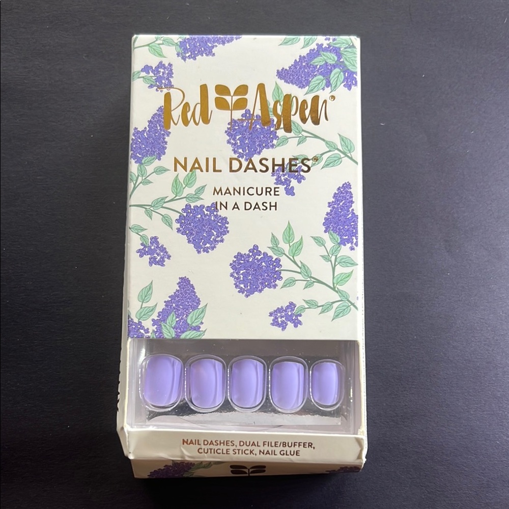 Red Aspen Nail Dashes